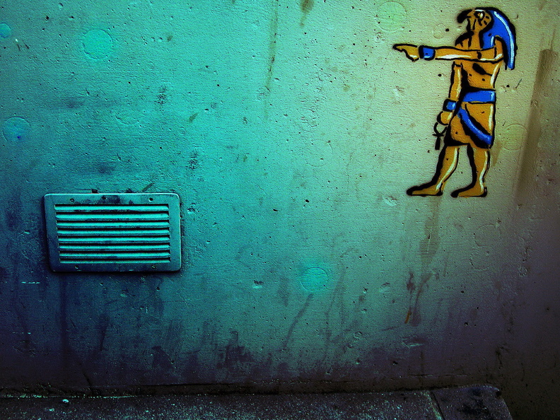 drawn_on_the_wall_of_Egypt_god.jpg