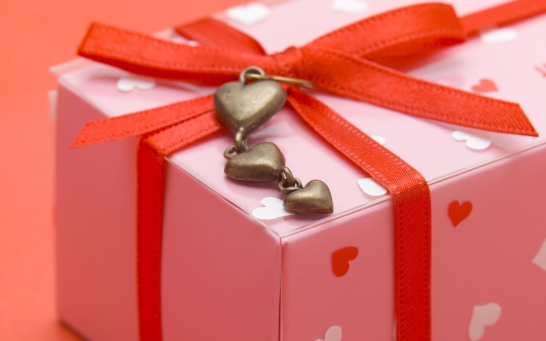 Gifts_Valentine's_Day.jpg