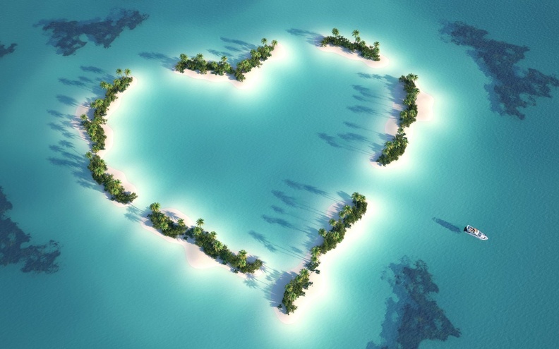 Love Island Desktop