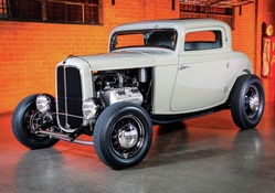 1932_Ford_Deluxe