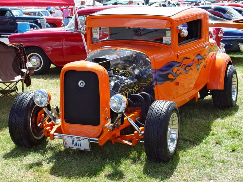1932_ford_coupe.jpg