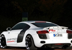 Super White Audi R8