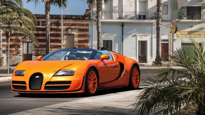 orange bugattii veyron vitesse