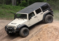 JEEP WRANGLER UP AND DOWN