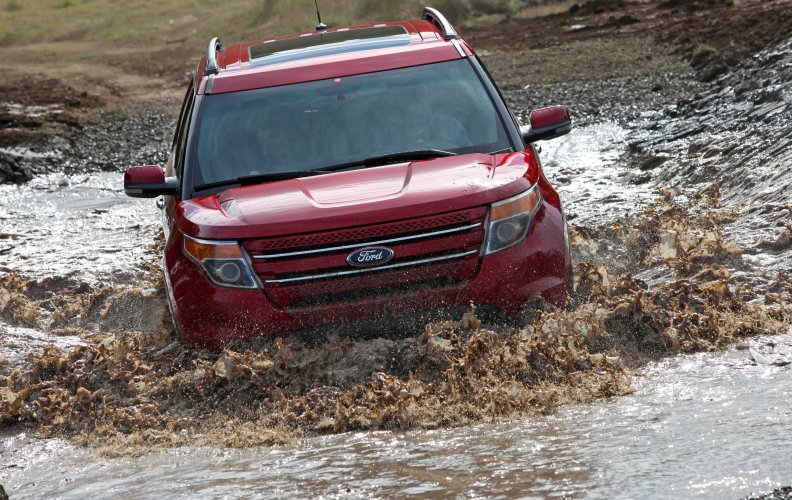 FORD EXPLORER WATER CROSSING