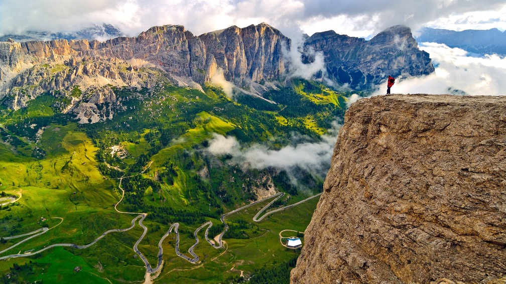 spectacular italian south tyrol alps
