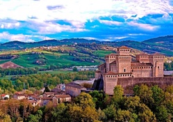Torrechiara Castle_Italy