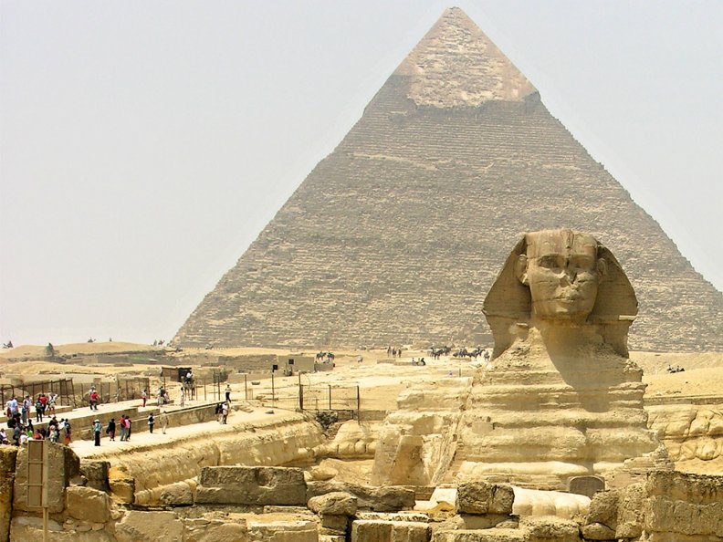 sphinx_and_the_pyramid_of_cheops.jpg