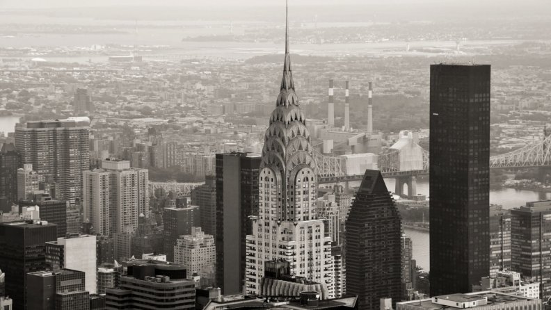 the chrysler building in new york city