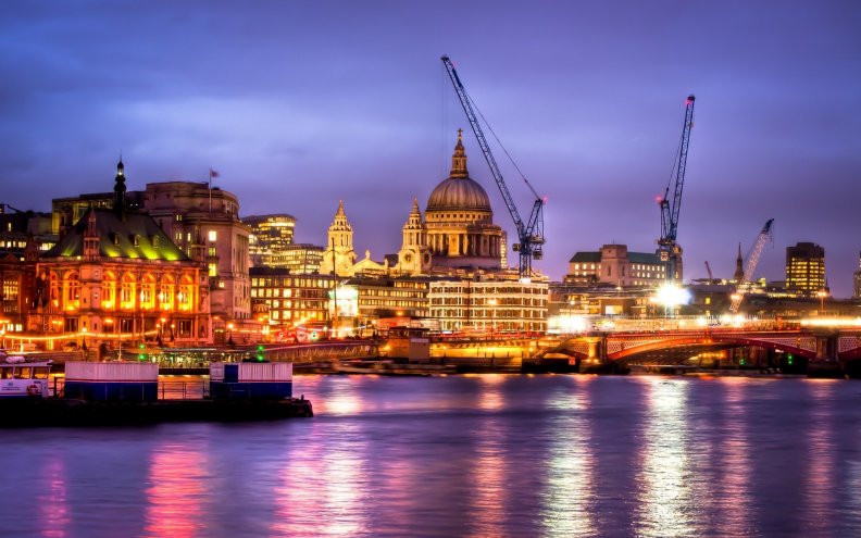 st_pauls_cathedral_by_the_thames_river_hdr.jpg