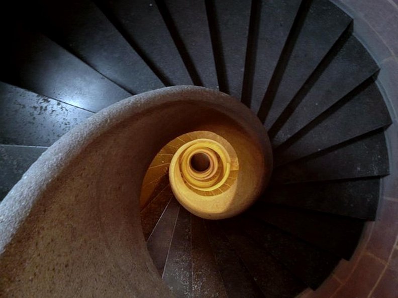 stairway_to_apartment_666.jpg