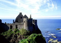 ruins of dunluce castle in ireland