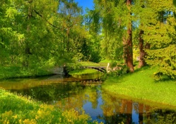 A bridge among greenery