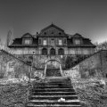 creepy old mansion