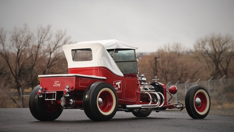ford_big_t_roadster_pickup_1923.jpg