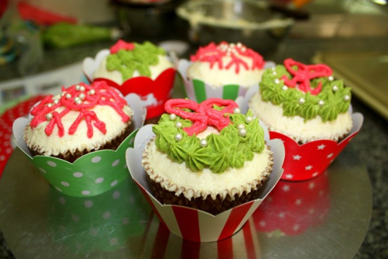 Christmas cupcakes for my friend Bilal Saeed (Mooncat)