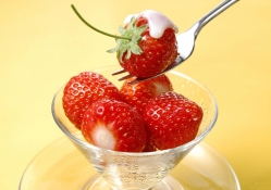 *** Delicious strawberry dessert ***
