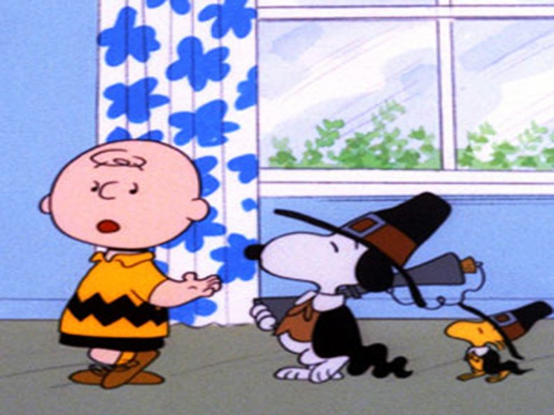snoopy and woodstock dressed as mayflower pilgrims