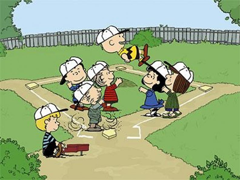 charlie_brown_and_friends_in_baseball_game.jpg