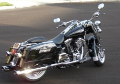 2006 Harley Road King