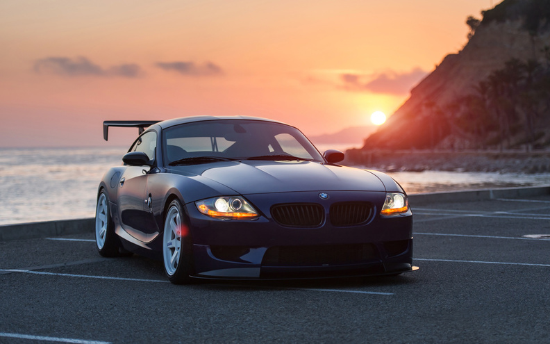 BMW_Z4_Car_and_Sunset.jpg