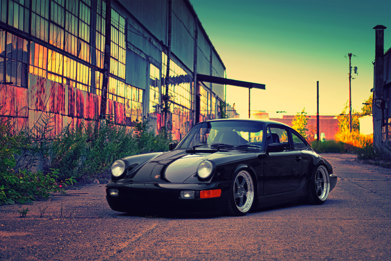 Porsche_Black_Car.jpg