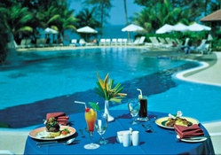 Dine at the Pool Side