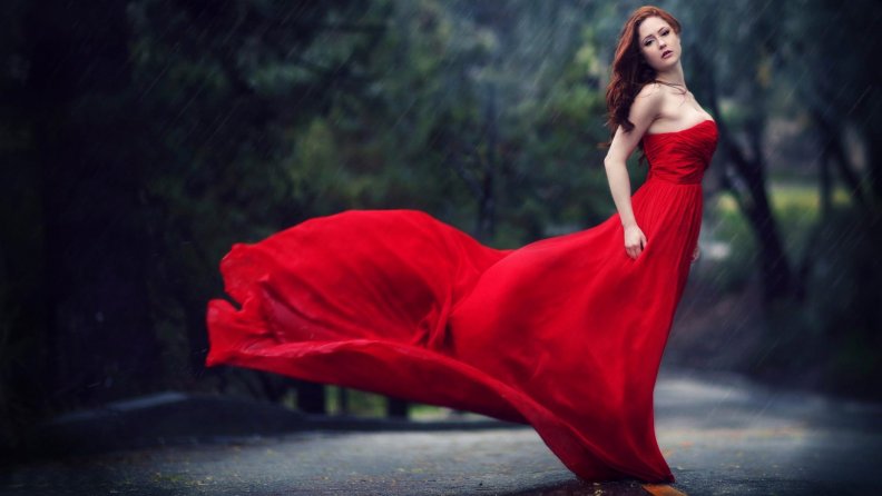 girl_in_a_red_dress.jpg
