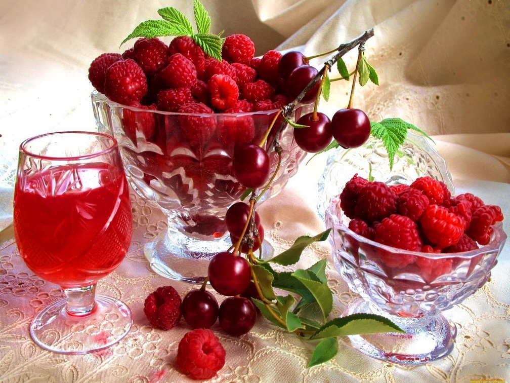 Raspberry juice and fruits