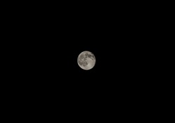moon over lincoln Nebraska