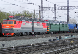 Soviet locomotive VL80S_2213