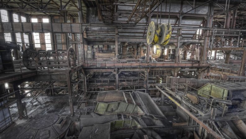 abandoned_factory_hdr.jpg