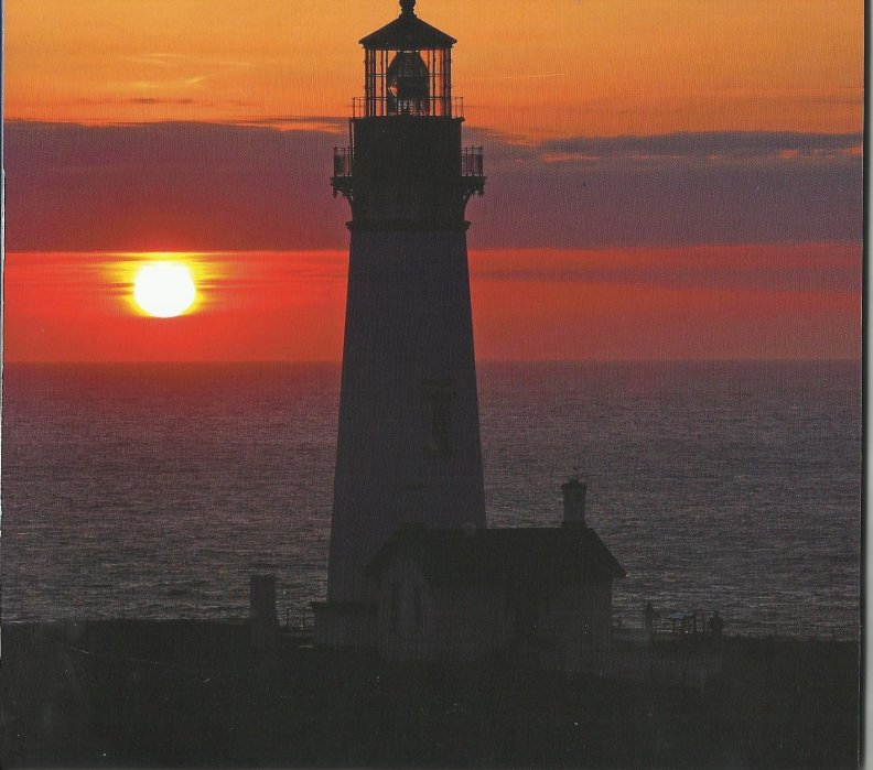 sunset_at_yaquina_lighthouse_oregon.jpg