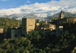 alhambra palace in granada spain