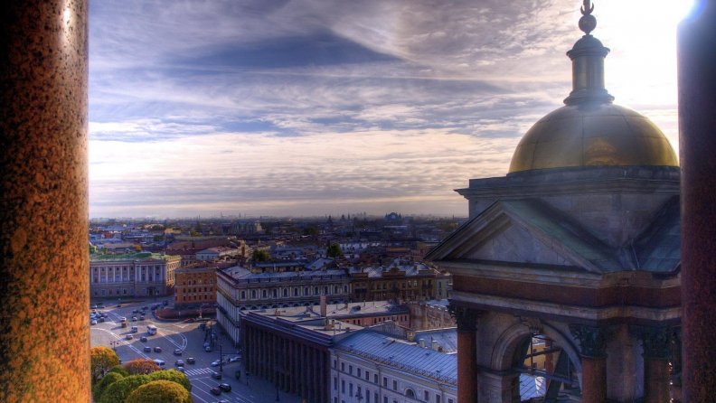 st_petersburg_from_st_isaacs_cathedral.jpg