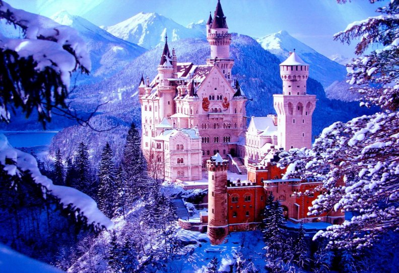 castle_in_bavaria.jpg