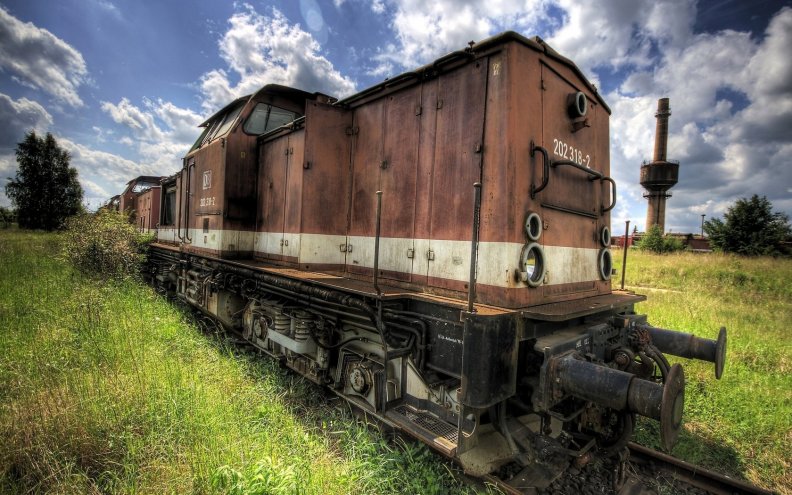 old_abandoned_train.jpg