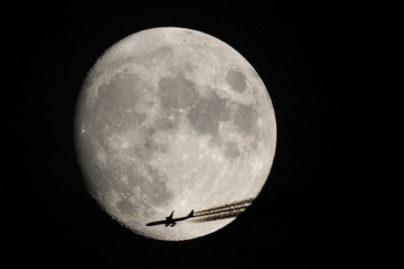 Moon Plane