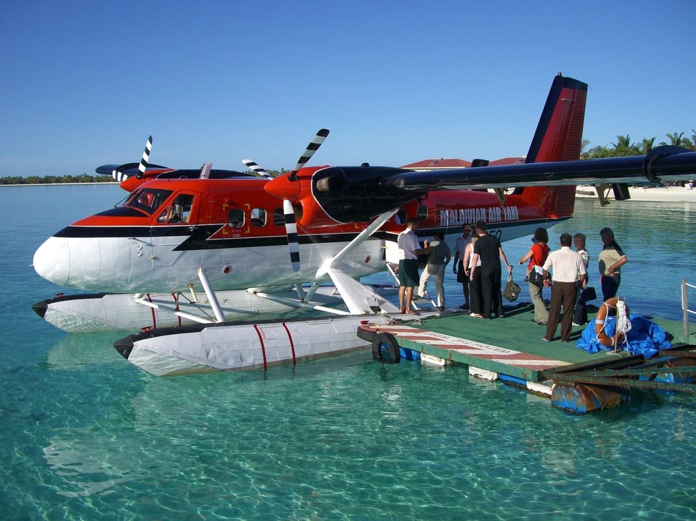 Air Taxi In The Maldives 2