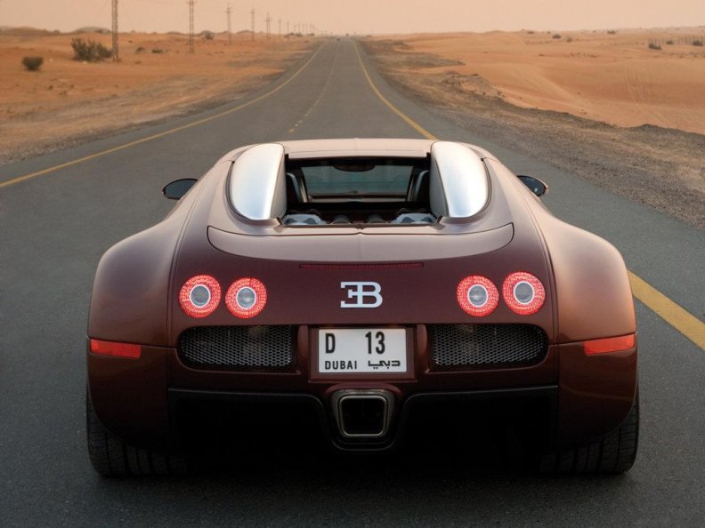 bugatti_veyron_425.jpg