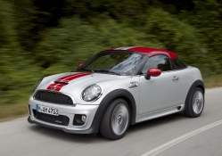 mini coupe production speed