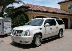 Cadillac Escalade ESV Luxury SUV