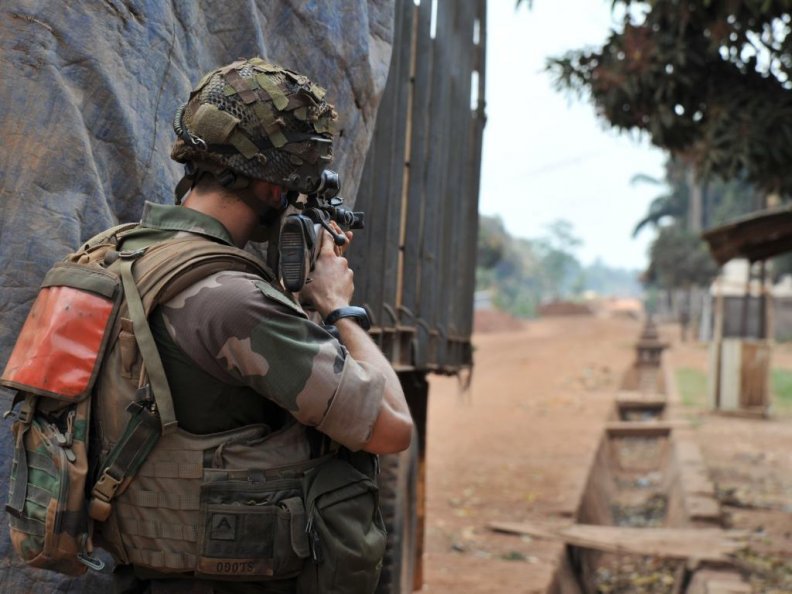 french_soldier_in_central_african_republic.jpg