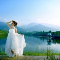 *** Beauty in a white dress on the lake ***