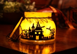 Spooky Haunted House Lantern♥