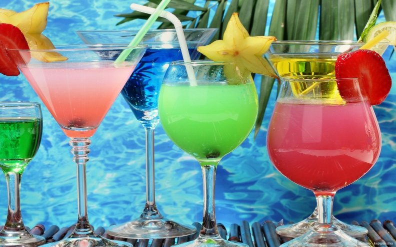 POOLSIDE QUENCHERS