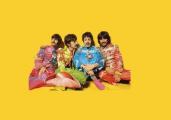Beatles Sgt. Pepper Lonely Hearts Club Band